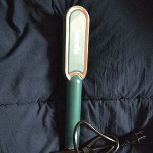 Hair Styling Tool with Green Finish